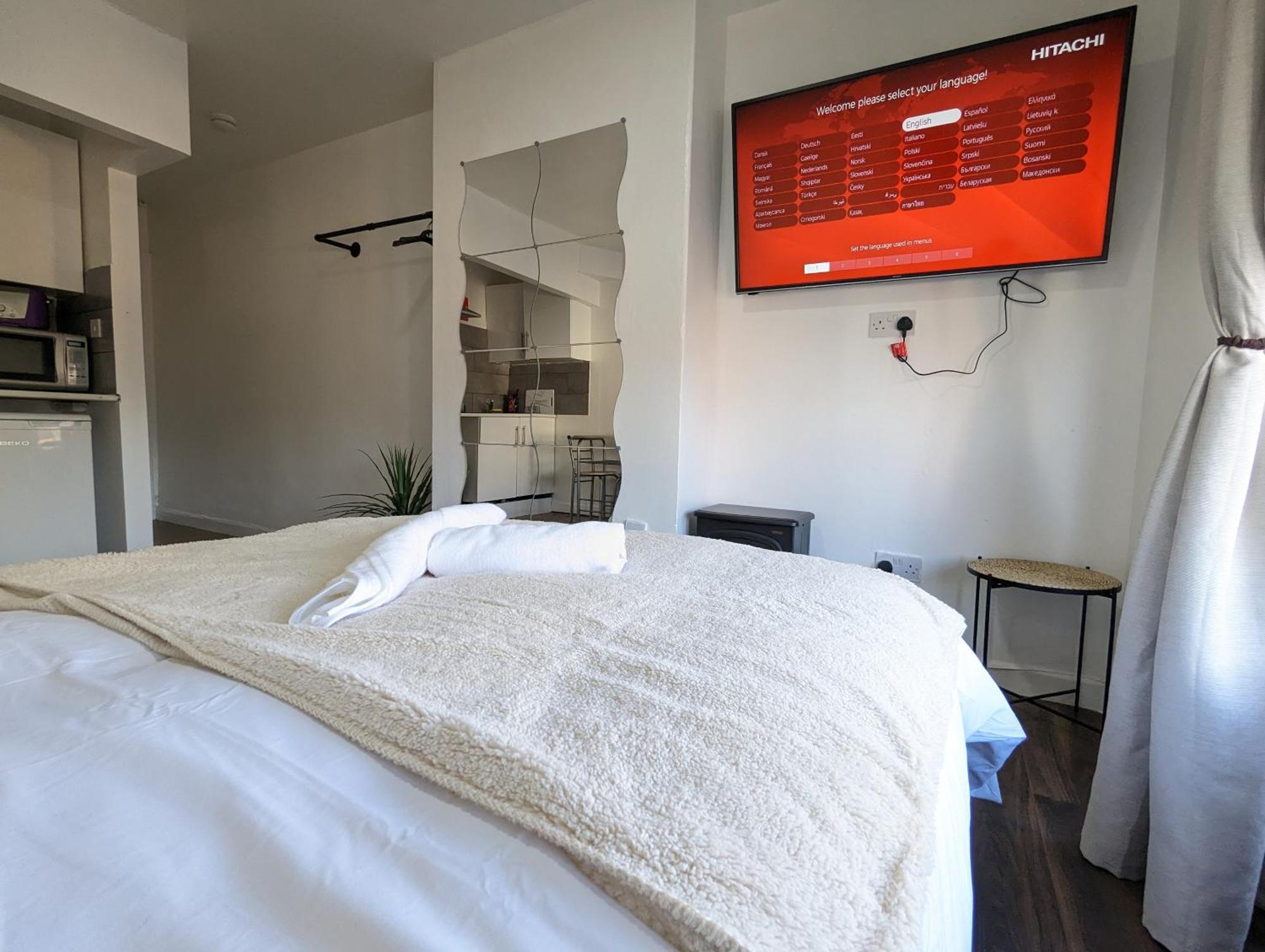 Inner-City Apartments - Basic Amenites كارديف المظهر الخارجي الصورة