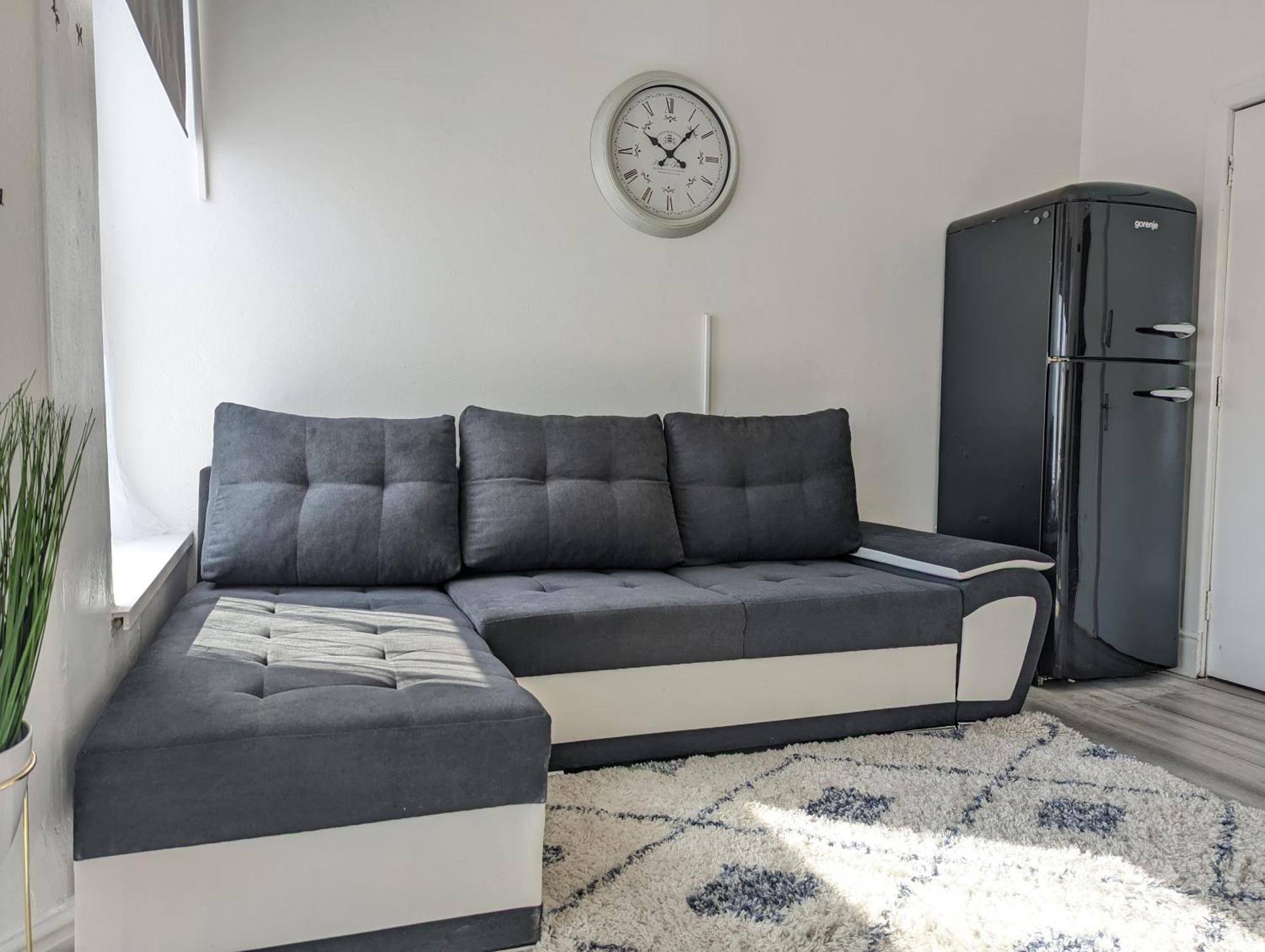 Inner-City Apartments - Basic Amenites كارديف المظهر الخارجي الصورة